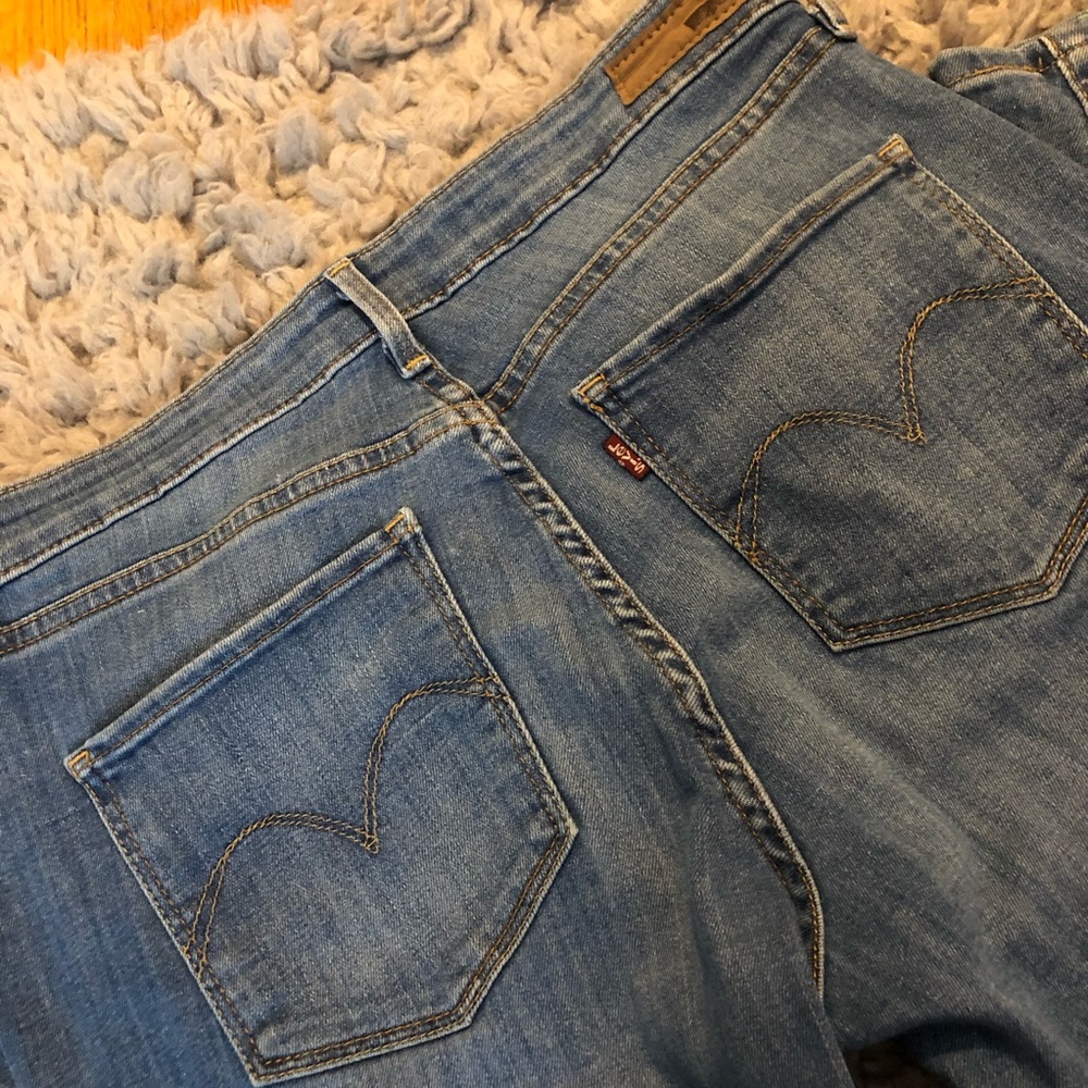 Levi Demi Curve jeans